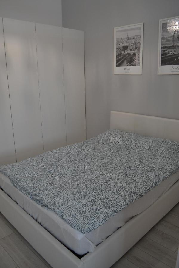 Exclusive Loft Tymienieckiego Street Apartment Лодз Екстериор снимка